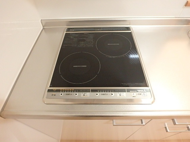 ��ʌ��������܎s��{��������P���ڂ̃A�p�[�g�̃L�b�`��