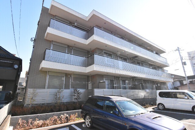 ��ʌ�����s���L�R����16-13�̃}���V�����̌����O��