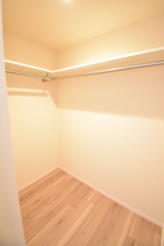 ��ʌ�����s���L�R���ڂ̃}���V�����̎��[