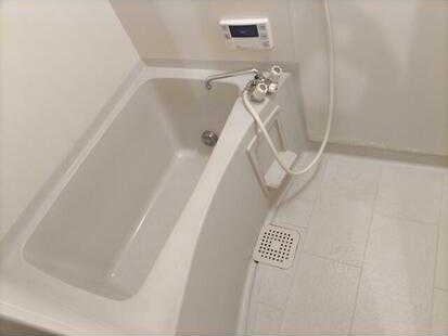 ��ʌ�����s�˒˓��R���ڂ̃A�p�[�g�̃o�X