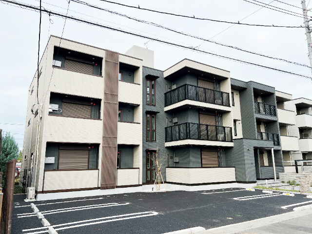 ��ʌ��z�J�s�V�z�J�P���ڂ̃A�p�[�g�̌����O��