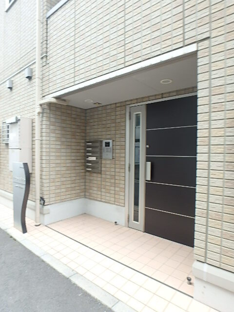 ��ʌ��������܎s�Y�a���؍�S���ڂ̃A�p�[�g�̃G���g�����X