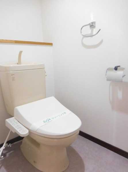 ��ʌ�����s������P���ڂ̃}���V�����̃g�C��