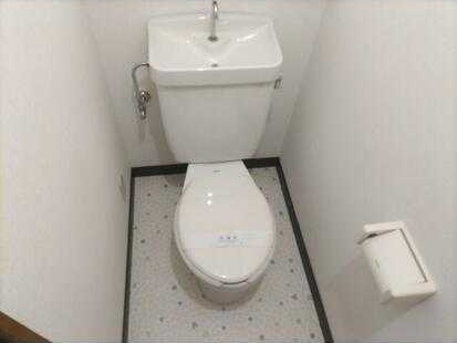 ��ʌ�����s�˒˓��R���ڂ̃A�p�[�g�̃g�C��