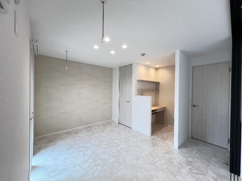 ��ʌ��z�J�s�V�z�J�P���ڂ̃A�p�[�g�̂��̑������E�X�y�[�X