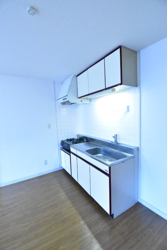 ��ʌ������s�����R���ڂ̃}���V�����̃L�b�`��