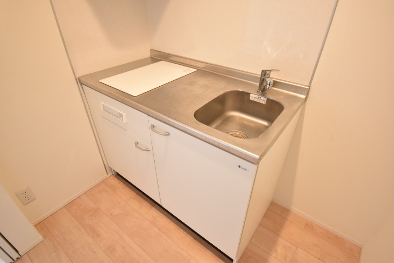 ��ʌ��������܎s������㗎���T���ڂ̃A�p�[�g�̃L�b�`��