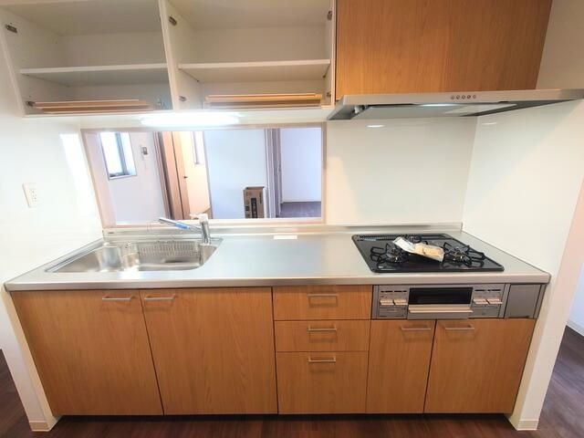 ��ʌ��������܎s��{��������P���ڂ̃}���V�����̃L�b�`��