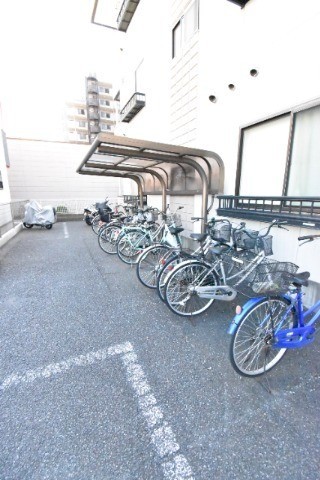 ��ʌ������s�����R���ڂ̃}���V�����̂��̑�