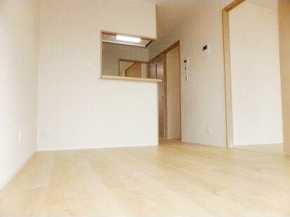 ��ʌ�����s�厚���R�̃A�p�[�g�̋��ԁE���r���O