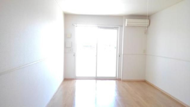 ��ʌ������s��ʖ�̃A�p�[�g�̋��ԁE���r���O