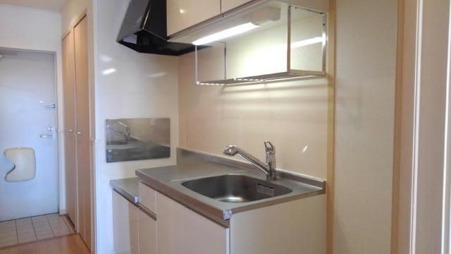 ��ʌ������s��ʖ�̃A�p�[�g�̃L�b�`��