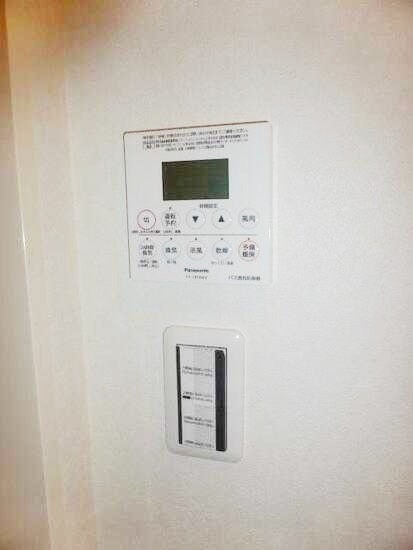 ��ʌ�����s�厚���R�̃A�p�[�g�̂��̑��ݔ�