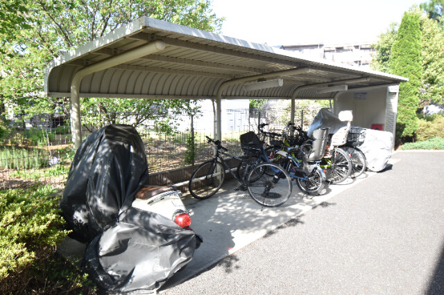 ��ʌ��������܎s�Y�a��؍�T���ڂ̃A�p�[�g�̂��̑�