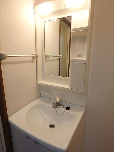 ��ʌ��������܎s��������R���ڂ̃}���V�����̐��ʏ�