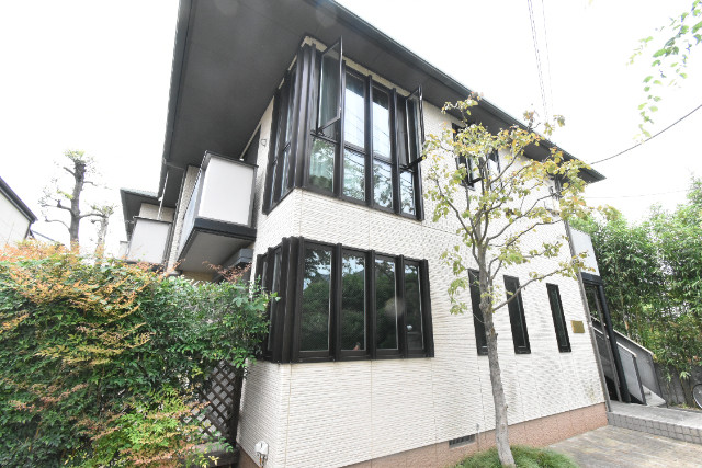 ��ʌ��������܎s�k��~�͒�88�̃A�p�[�g�̌����O��