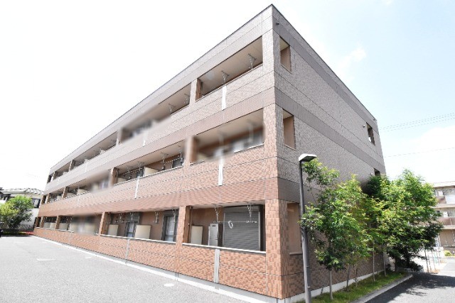 ��ʌ��������܎s����厚�w��̃}���V�����̌����O��