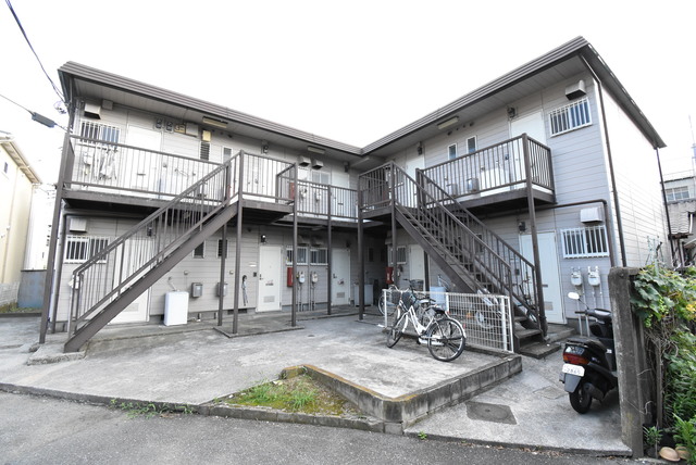 ��ʌ��������܎s��{��y�蒬�P���ڂ̃A�p�[�g�̌����O��