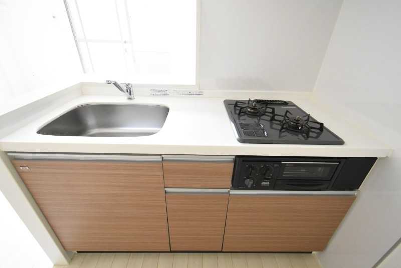 ��ʌ��������܎s����厚�w��̃}���V�����̃L�b�`��