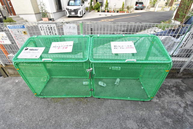 ��ʌ��������܎s��{��y�蒬�P���ڂ̃A�p�[�g�̂��̑�