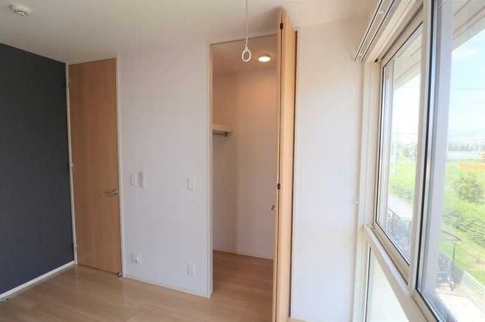 ��ʌ��z�J�s���C�N�^�E���V���ڂ̃A�p�[�g�̎��[