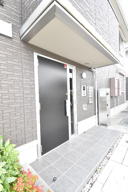 ��ʌ��z�J�s���C�N�^�E���V���ڂ̃A�p�[�g�̃G���g�����X