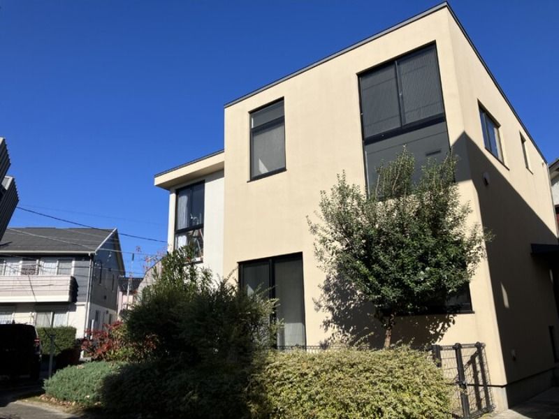 ��ʌ�����s�����Q����20-2�̃e���X�n�E�X�̌����O��