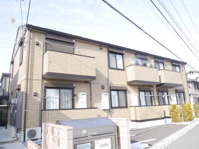 ��ʌ������s�������̃A�p�[�g�̌����O��