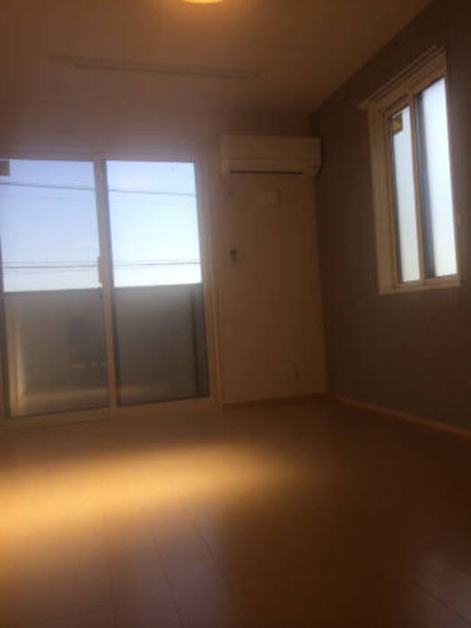 ��ʌ������s�������̃A�p�[�g�̋��ԁE���r���O