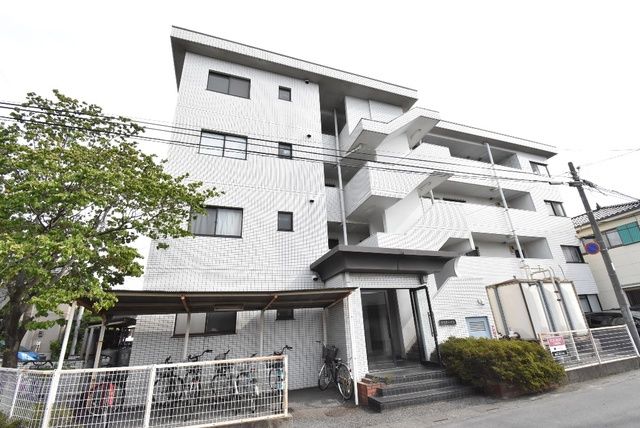 ��ʌ��������܎s�k��ޗǒ�32-2�̃}���V�����̌����O��