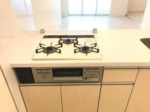 ��ʌ�����s�厚�����̃}���V�����̃L�b�`��