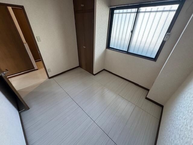 ��ʌ��z�J�s��z�J�S���ڂ̃}���V�����̂��̑������E�X�y�[�X