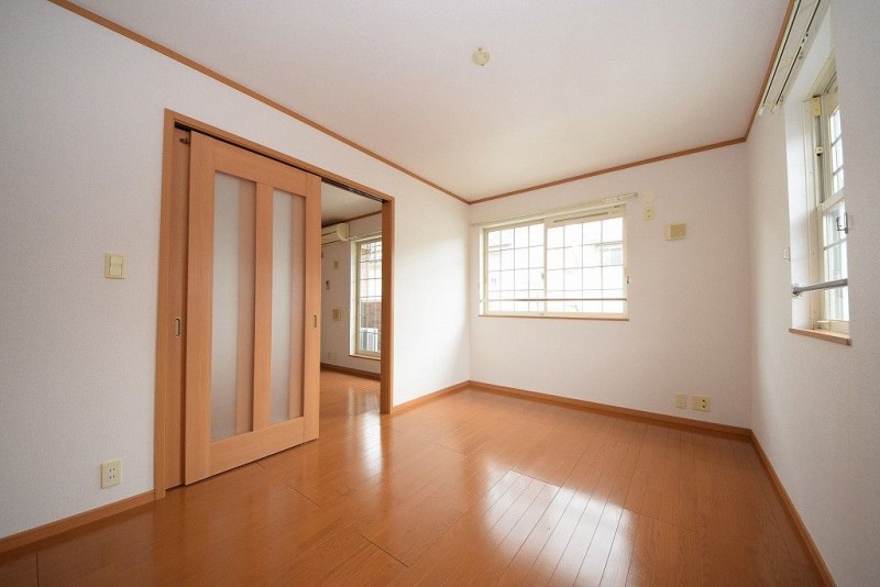 ��ʌ�����s���ԂP���ڂ̃A�p�[�g�̂��̑������E�X�y�[�X