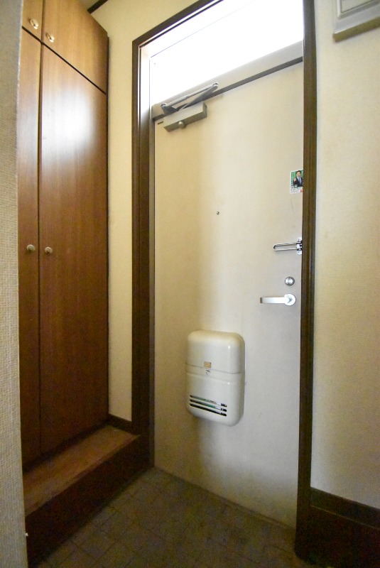 ��ʌ�����s���ԂQ���ڂ̃A�p�[�g�̌���