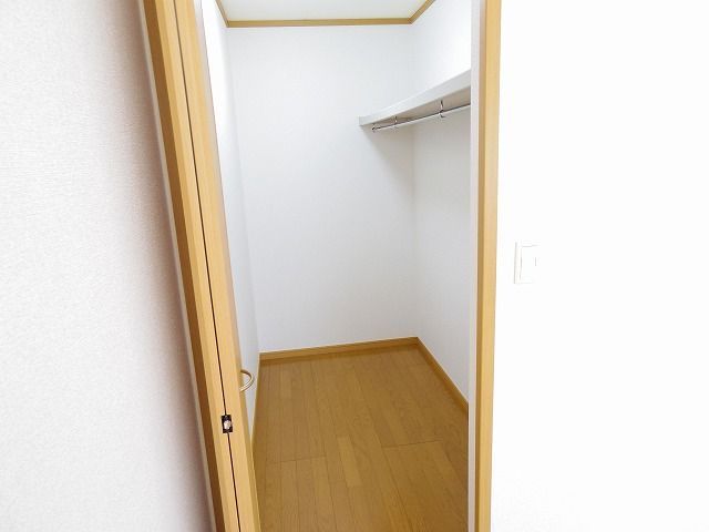 ��ʌ�����s���ԂP���ڂ̃A�p�[�g�̎��[