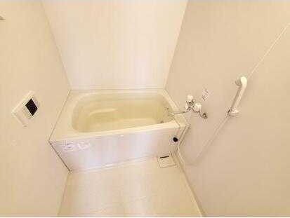 ��ʌ��������܎s�Y�a��哌�Q���ڂ̃}���V�����̃o�X