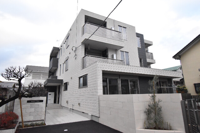 ��ʌ��������܎s��{��g�~���S����130�̃}���V�����̌����O��