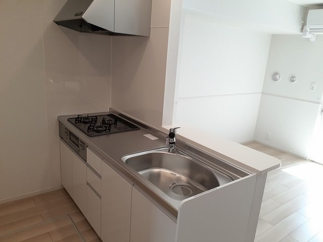 ��ʌ������s�V�����T���ڂ̃A�p�[�g�̃L�b�`��