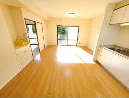 ��ʌ��������܎s�Y�a��哌�Q���ڂ̃}���V�����̋����E���r���O