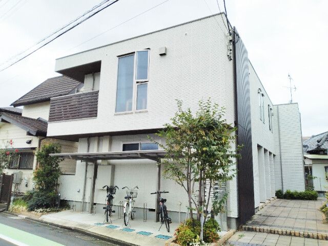 ��ʌ�����s�����R����11-19�̃}���V�����̌����O��