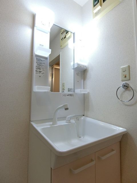 ��ʌ��������܎s�Y�a��k�Y�a�P���ڂ̃}���V�����̐��ʏ�