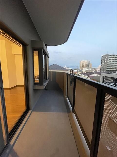 ��ʌ��t�����s���ǂQ���ڂ̃}���V�����̃o���R�j�[