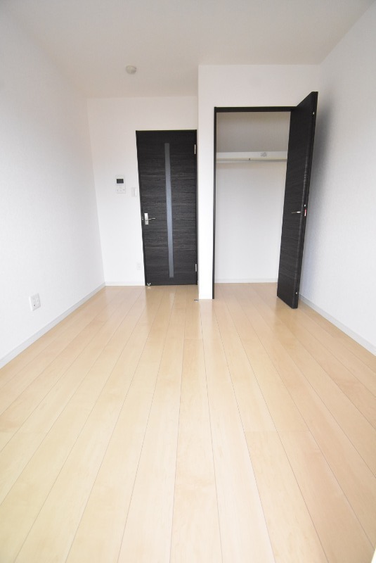 ��ʌ��������܎s��{��听���R���ڂ̃A�p�[�g�̋��ԁE���r���O