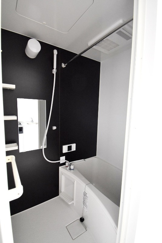 ��ʌ��������܎s��{��听���R���ڂ̃A�p�[�g�̃o�X