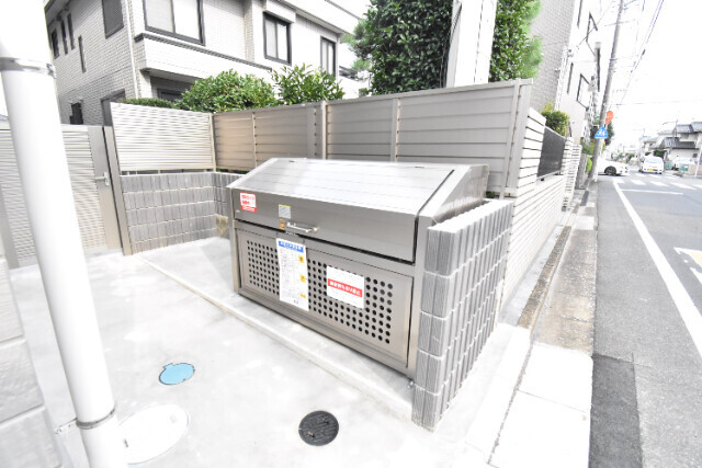 ��ʌ��������܎s��{��听���R���ڂ̃A�p�[�g�̂��̑�