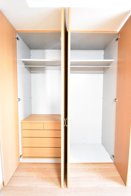 ��ʌ������s�ԌI�P���ڂ̃}���V�����̎��[