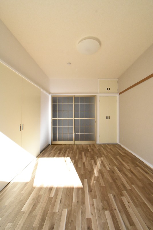 ��ʌ��������܎s������x�蒬�̃A�p�[�g�̋��ԁE���r���O