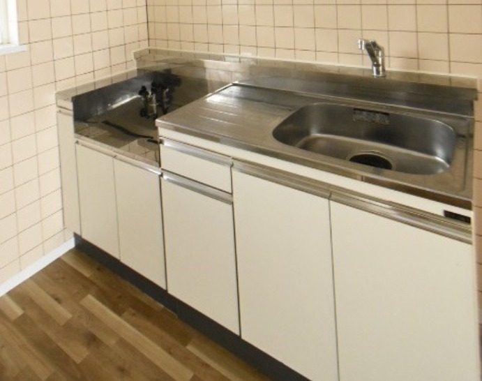 ��ʌ��������܎s������x�蒬�̃A�p�[�g�̃L�b�`��