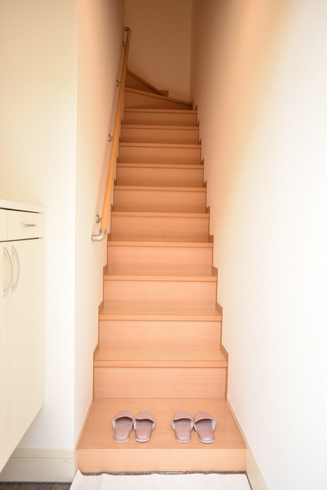 ��ʌ��������܎s��{��㏬���̃A�p�[�g�̌���