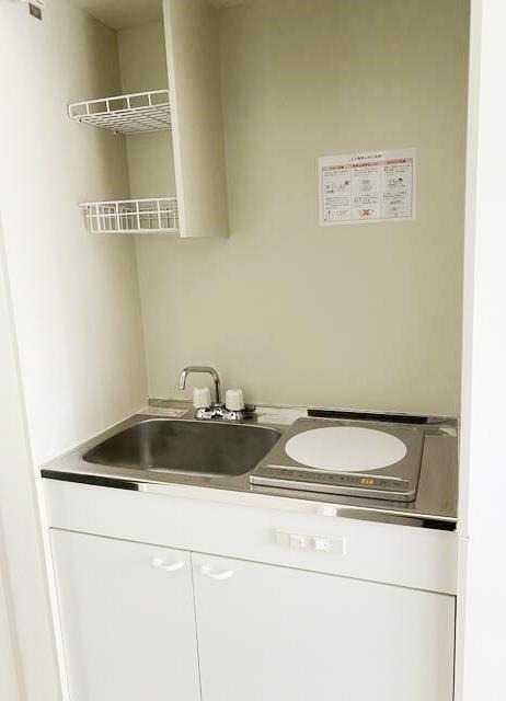 ��ʌ������s�����S���ڂ̃A�p�[�g�̃L�b�`��